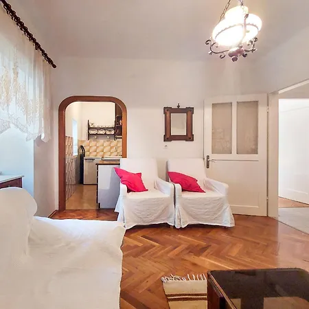 別荘 Ljudevit By Interhome *